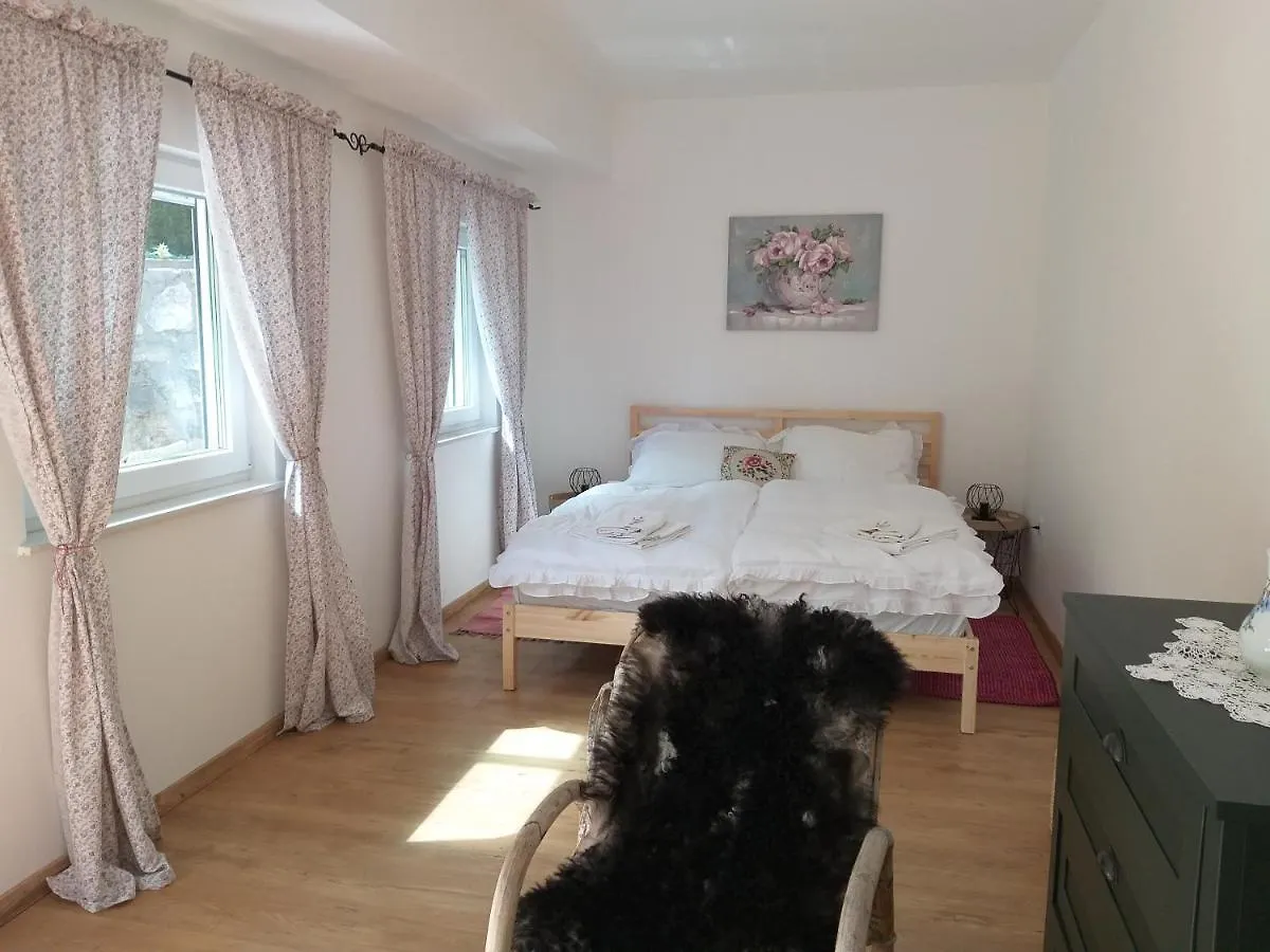 Villa Holiday Home Meyer Stara Susica